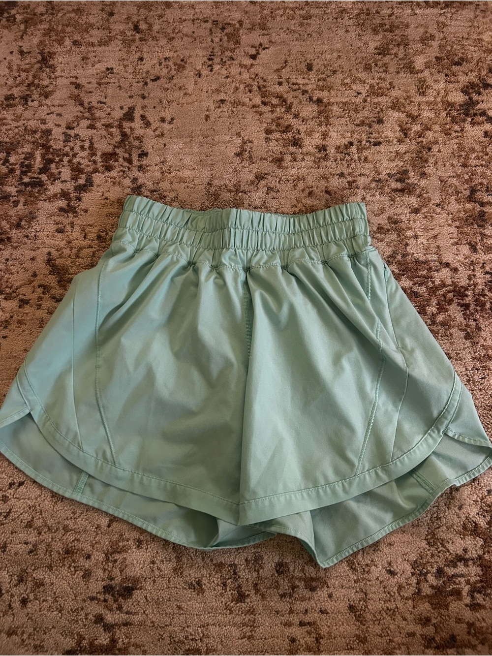 Lululemon track that short